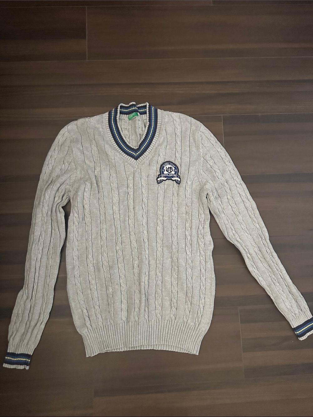 Men's Cable-Knit V-Neck Sweater with Navy Trim